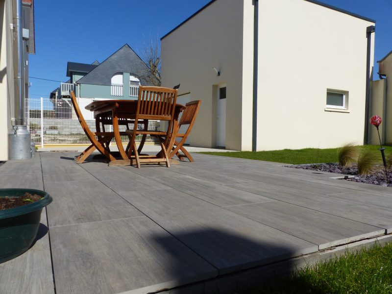 Terrasse en grés cérame_CleanPaysage_CAEN